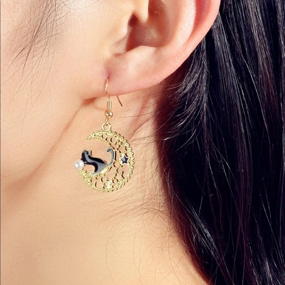 Halloween Goth Black Cat Pearl Gold Moon & Stars Dangle Earrings - Picture 4 of 6